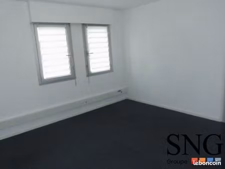 bureaux 10 m² eyguières