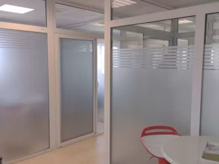 location bureau 70m2 perpignan 66000 - 750 € - surface privée