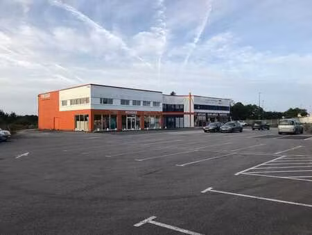 location bureau 1546 m² à quimper (29000)