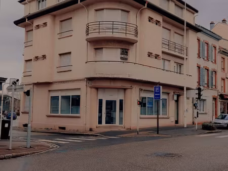 centre ville saint-dié - local commercial entièrement rénové