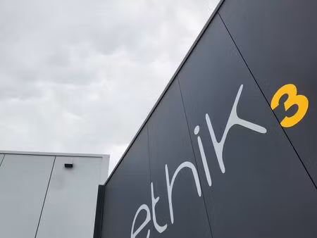 bureau 40 m2 zone de kergrippe séné