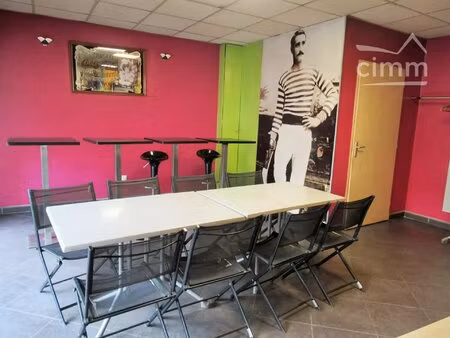 vente mûrs commerciaux + fonds pizzeria à aoste centre
