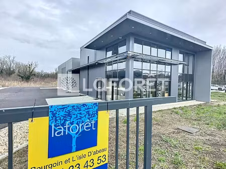 location commerce 144 m² à bourgoin-jallieu (38300)