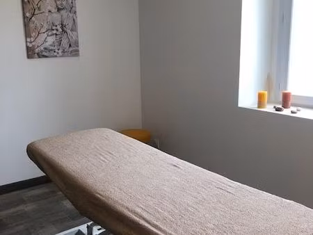 location cabinet médecine alternative