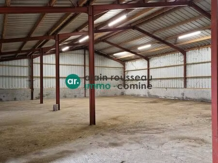 entrepôt 2500 m² saint-christophe-du-bois