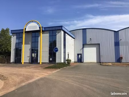 bâtiment industriel