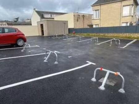 location garage box et parking à caen (14000) : à louer / caen