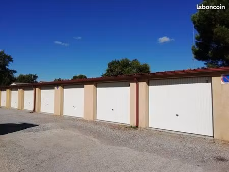 box garage a louer