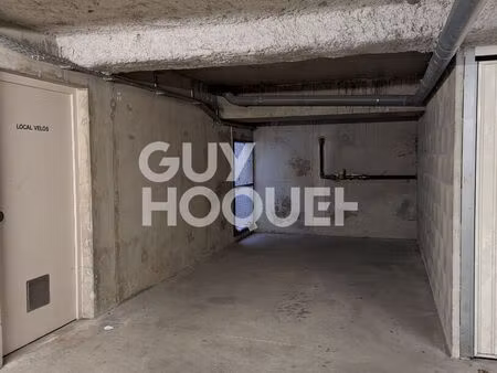 decines centre   parking sous sol résidence les jardins d'eugénie