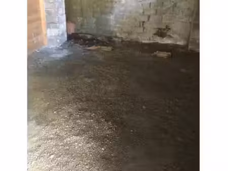location parking la roche-sur-foron 74800 - - surface privée