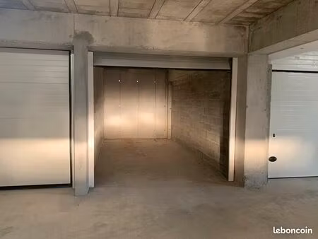 garage / box / ville di pietrabugno / bastia