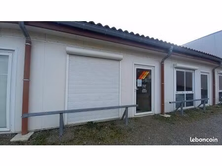 local a louer anjou 38150