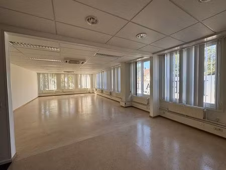 bien professionnel à louer à assebroek € 1.325 (kmkfh) - dewaele business - brugge | zimmo