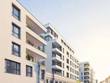 commerce près de louise