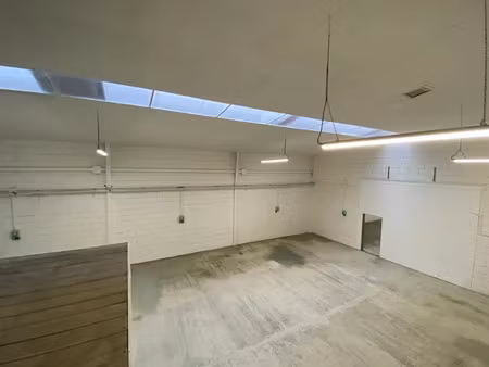 location locaux professionnels 1 pièce 175 m² à castelginest (31780)  1 100 €