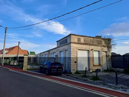 vente locaux professionnels 166 m² à la chapelle-d'armentières (59930)  219 450 €