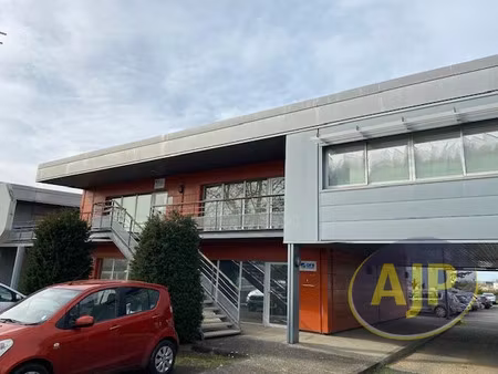 vente locaux professionnels 7 pièces 173 m² à lesparre-médoc (33340)  180 000 €