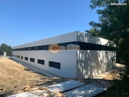 local d'activité 169 m²