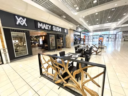 vente local commercial 79m2 pérols 34470 - 137000 € - surface privée