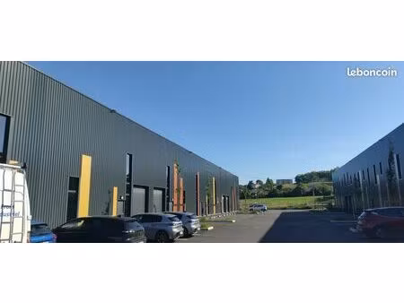 local d'activite 449 m² villefontaine