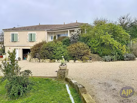 vente maison 5 pièces 128.82 m² à jarnac-champagne (17520)  249 500 €