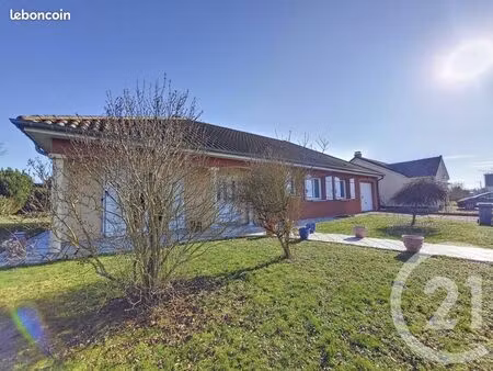 pavillon 6 pièces 126 m²