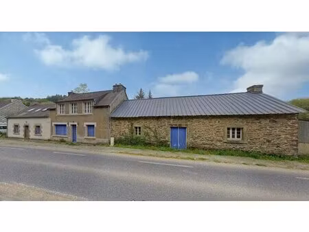 saint-hernin maison en pierre à renover