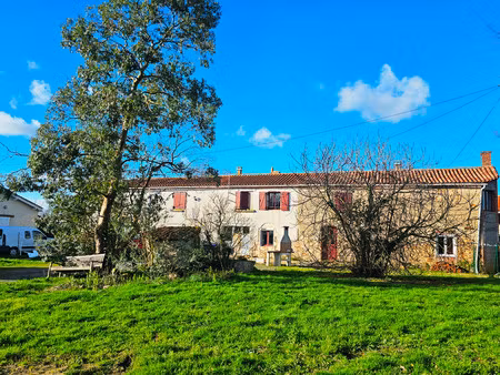 maison à vendre à saint-hilaire-le-vouhis (85480) - vendée