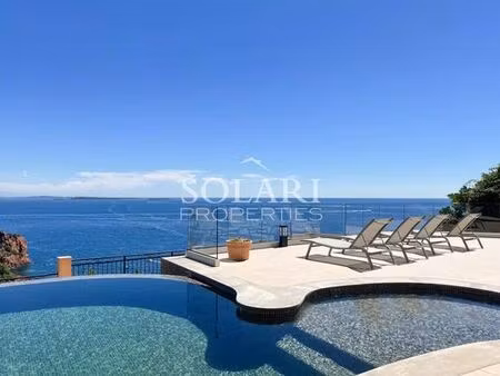 villa de luxe de 9 pièces en location théoule-sur-mer  provence-alpes-côte d'azur