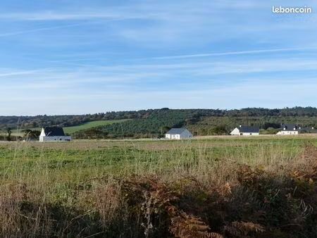 terrain viabilisé 518 m² plomodiern