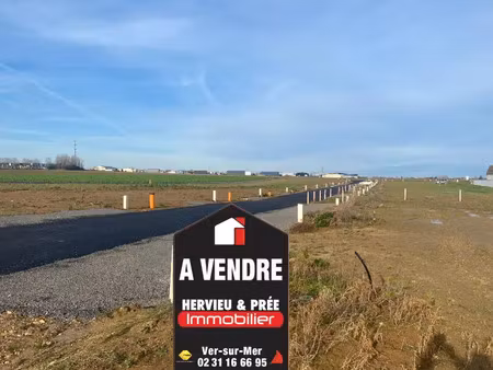 vente terrain à cresserons (14440) : à vendre / 585m² cresserons