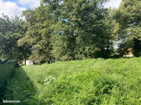 terrain 1 730 m² mazerolles