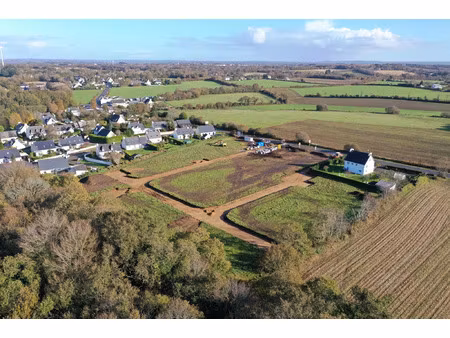 vente terrain à melgven (29140) : à vendre / 331m² melgven
