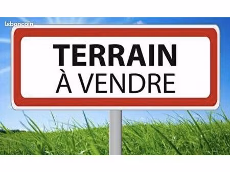 terrain 2169 m² créon