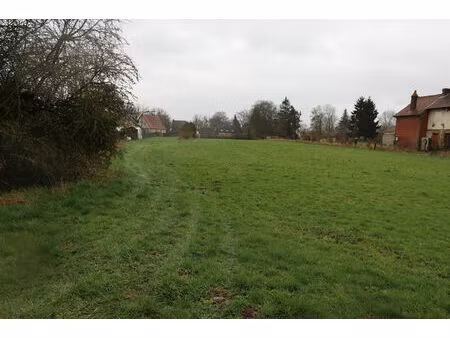 vente terrain  2647.00m²  le mesnil