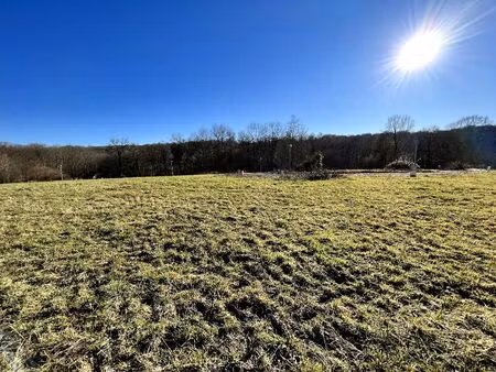 un terrain plat exceptionnel pour construire la maison de vos rêves =