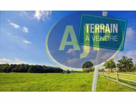 terrain de 771 m2 à lège