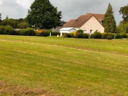 offre à saisir ; terrain plat viabilisé et constructible
