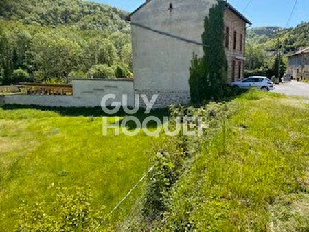 belle parcelle de terrain à bâtir à sail sous couzan