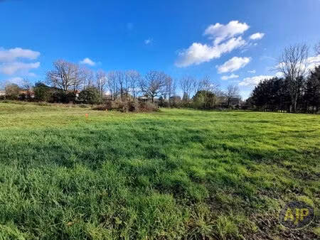 en vente terrain non constructible 949 m² – 56 774 € |le champ-saint-père
