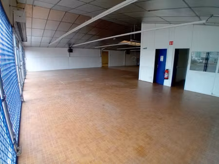 local commercial 550 m2  2375 m2 terrain