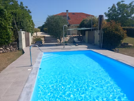 maison de campagne en pierre