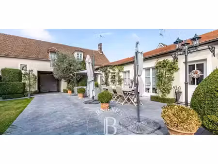 maison avec piscine et jardin senlis (60)