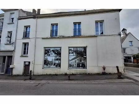 immeuble pouancé m² t-3 à vendre  48 500 €