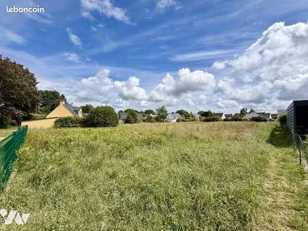 terrain 3038 m² brech