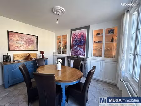 propriété 11 pièces 374 m²