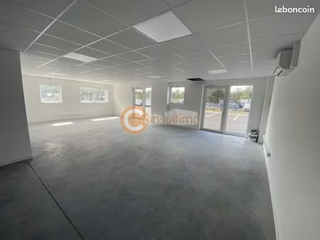bureaux 85 m²