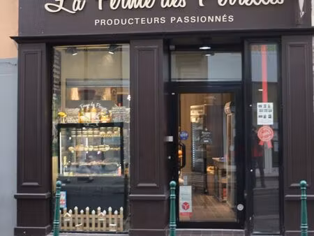 boutique 93 m2 - croix-rousse lyon 4ème