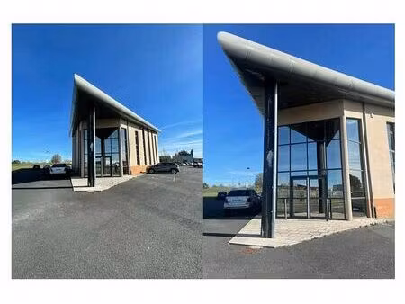 vente bureau jaunay clan 880 m²