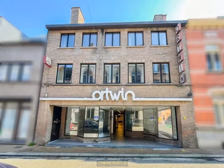 commercieel te koop in zottegem met 4 slaapkamers